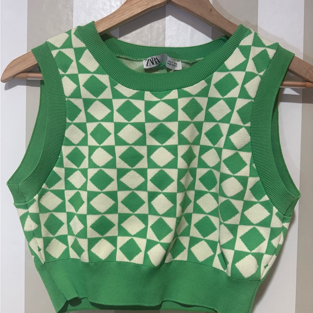 Zara Green and Cream Geometric Crop Top Sweater Vest